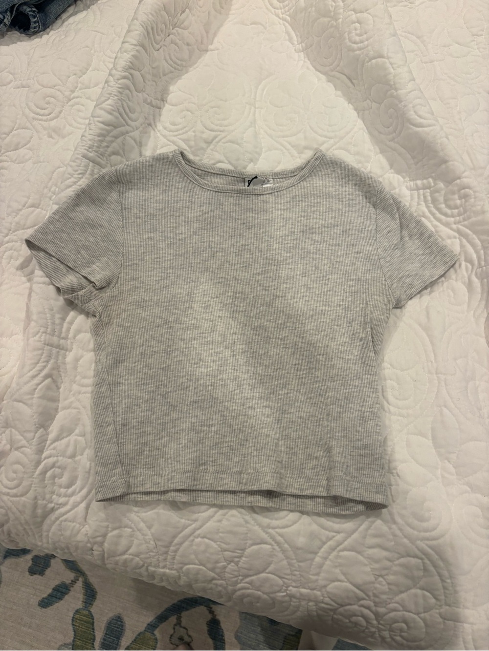 Divided Light Gray Ribbed Crew Short Sleeve Top